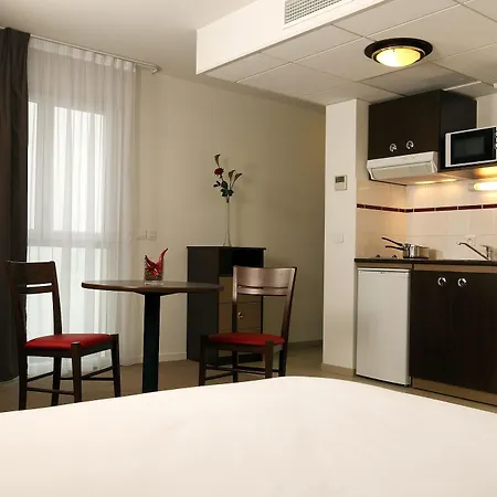 Appart'city Confort Centre 3*
