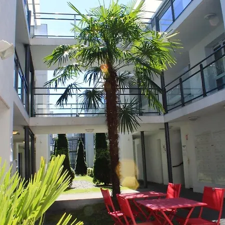 Appart'city Confort Centre 3* Pau