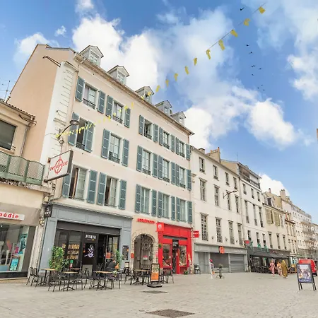 Appart'city Confort Centre 3* Pau