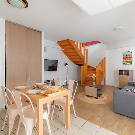Appart'city Confort Centre 3* Pau