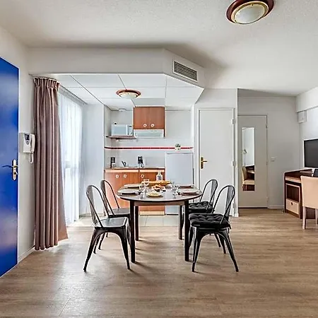 Ξενοδοχείο με διαμερίσματα Appart'city Confort Centre 3*