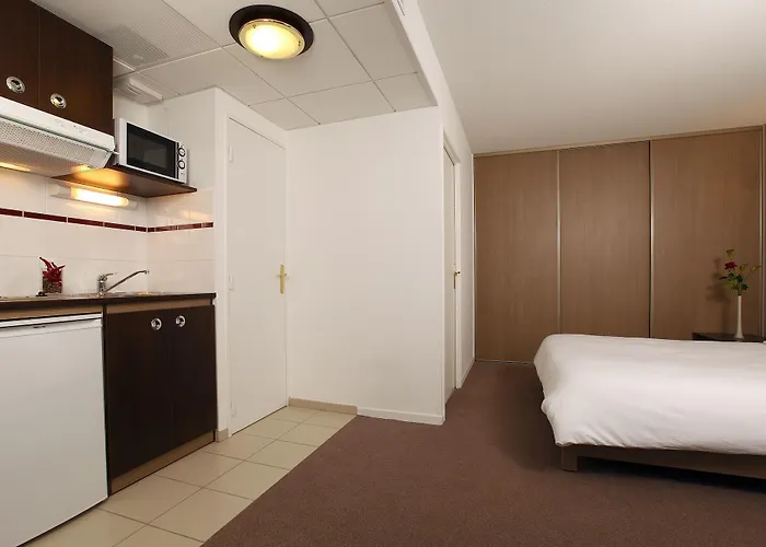 Aparthotel Appart'city Confort Centre 3*