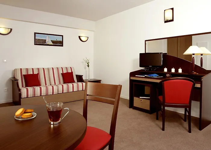 Appart'city Confort Centre Aparthotel Pau