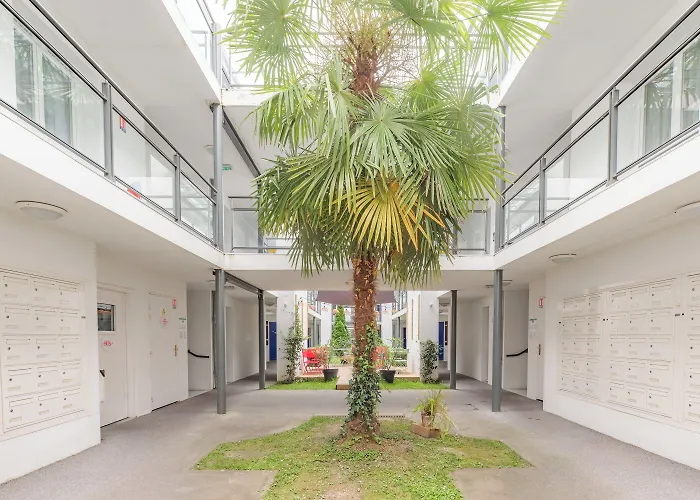 Aparthotel Appart'city Confort Centre 3*