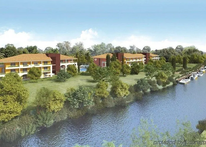 Appart'city Confort Centre 3* Pau